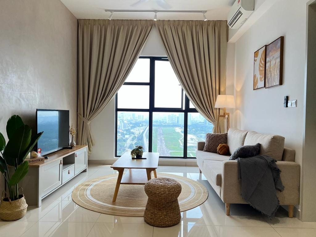 Pangsapuri Kl View 2r1b Free Wifi 6pax Kuala Lumpur