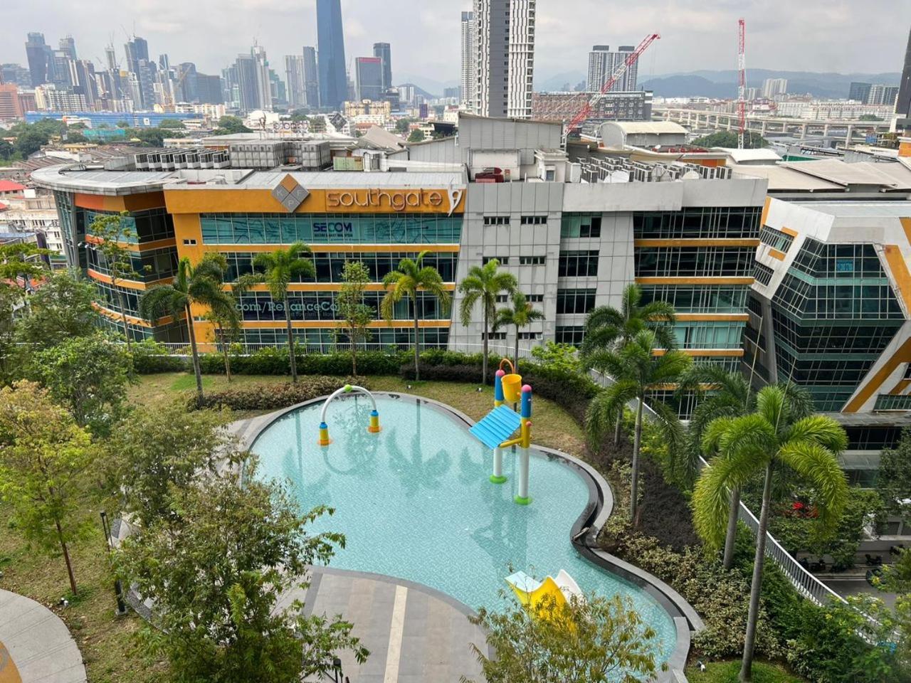 Kl View 2r1b Free Wifi 6pax