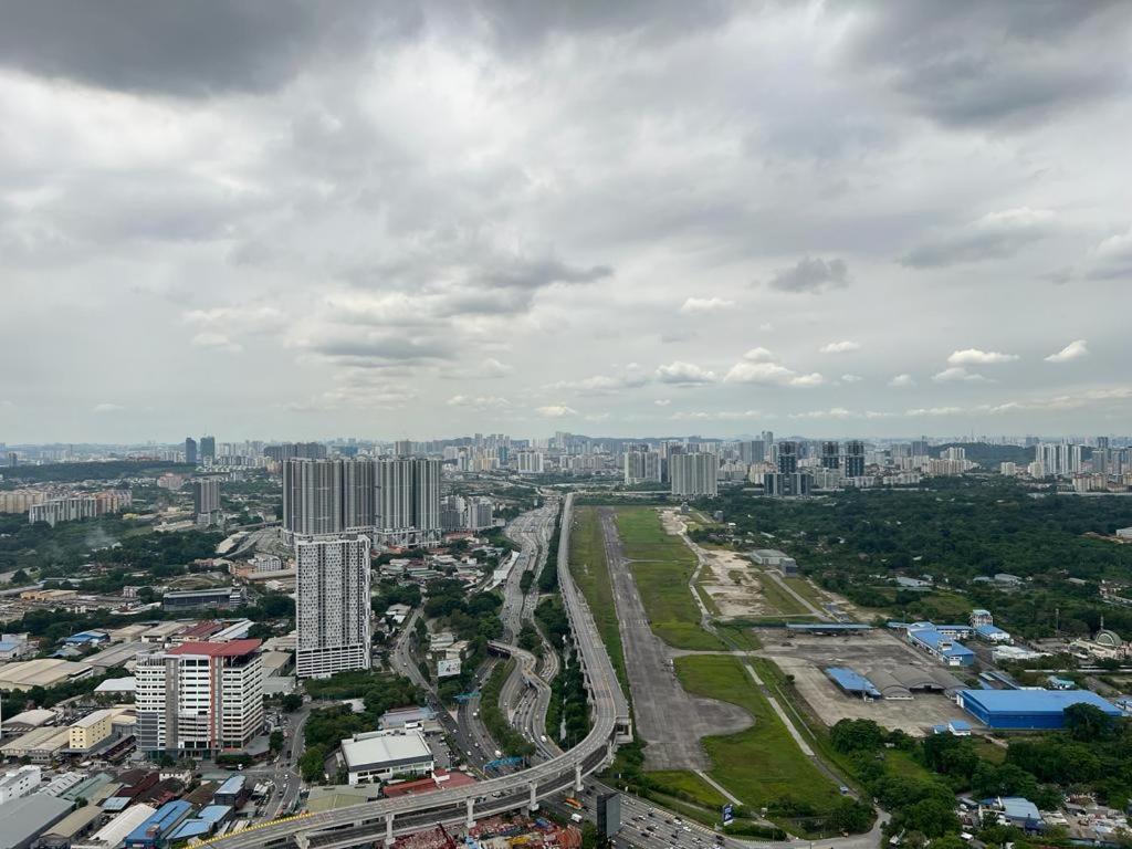 Pangsapuri Kl View 2r1b Free Wifi 6pax